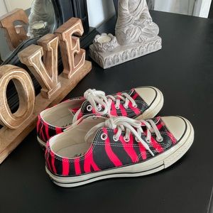 Converse shoes neon pink tiger design, size 8 women’s